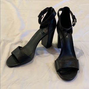 NWOT Ralph Lauren black heel sandals 8.5